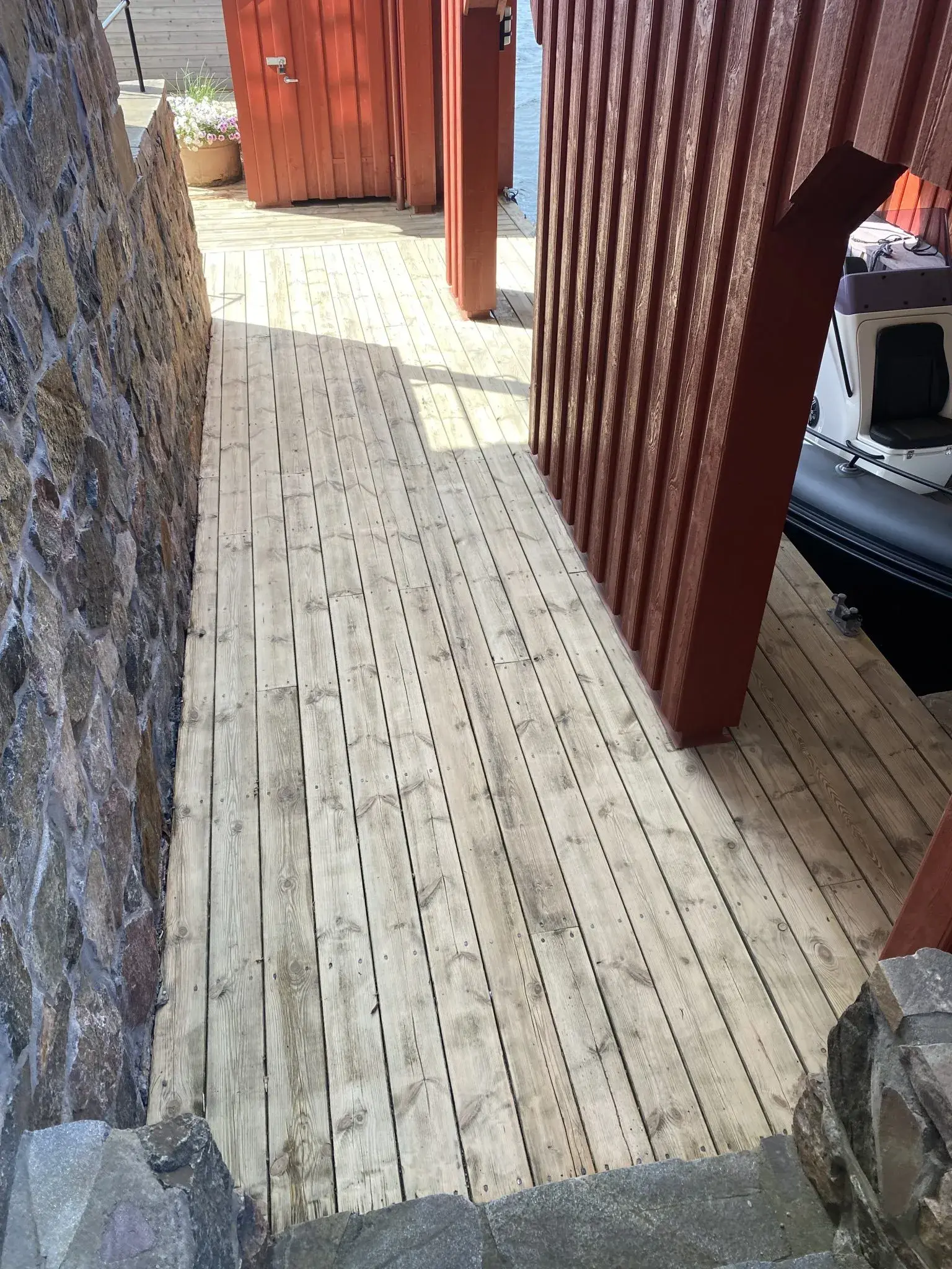 Fasadevask på terrasse og uteplass